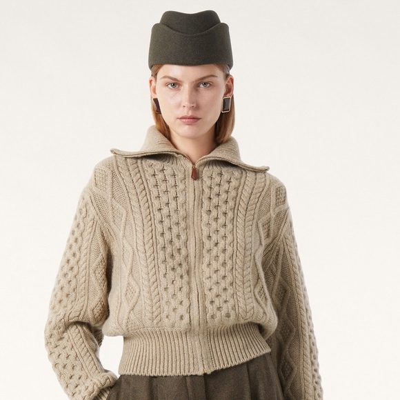 VIP only Loro Piana Eyre Cardigan Size S - Picture 2 of 6